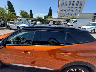 PEUGEOT 2008 usata, con Vetri oscurati