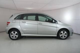 MERCEDES-BENZ B 180 usata, con Airbag Passeggero