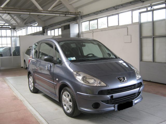 PEUGEOT 1007 usata, con ABS