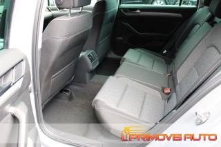 VOLKSWAGEN Passat Variant usata, con Autoradio