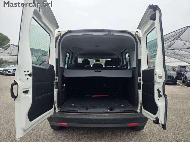 FIAT Doblo usata, con Volante multifunzione
