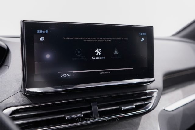 PEUGEOT 5008 usata, con Volante in pelle