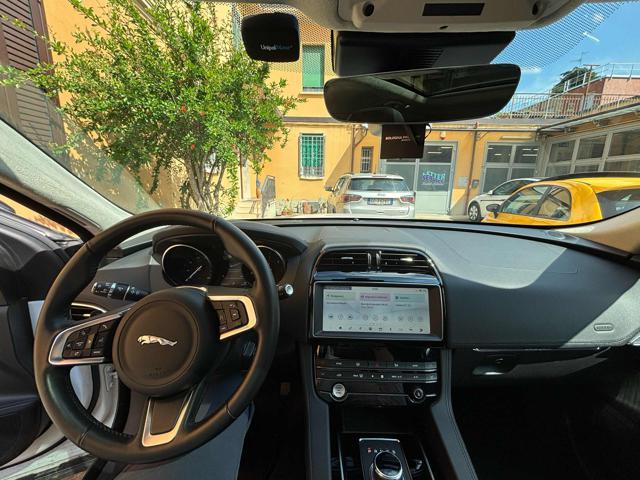 JAGUAR F-Pace usata, con Chiusura centralizzata