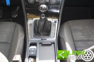 VOLKSWAGEN Golf usata, con Specchietto retrovisore con funzione antiabbagliamento