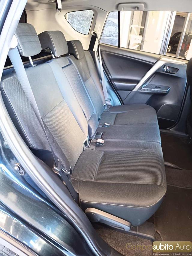 TOYOTA RAV 4 MY23 usata, con Cruise Control