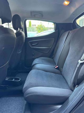 LANCIA Ypsilon usata, con Fendinebbia