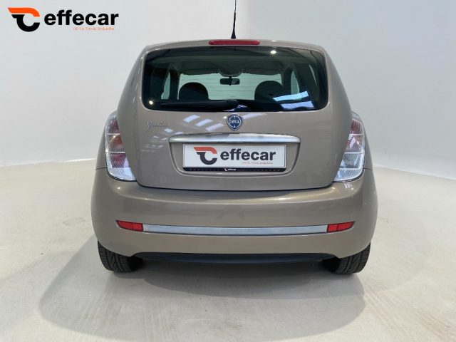 LANCIA Ypsilon usata, con Autoradio