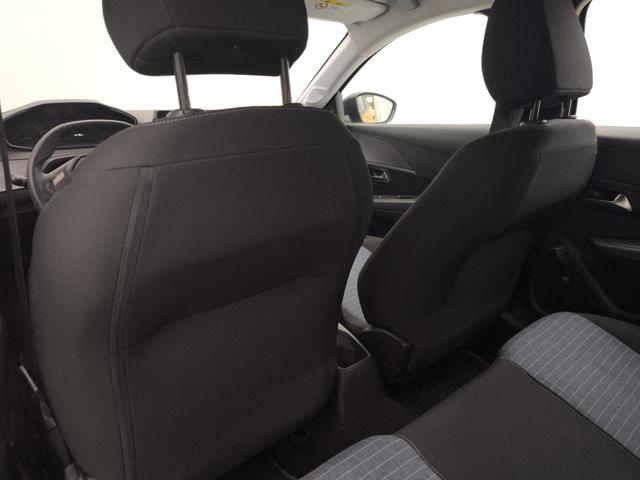 PEUGEOT 208 usata, con Sedile posteriore sdoppiato