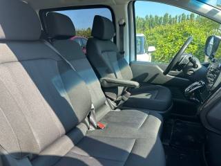 HYUNDAI Staria usata, con Regolazione elettrica sedili