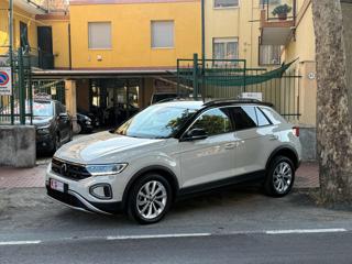 VOLKSWAGEN T-Roc usata, con Airbag