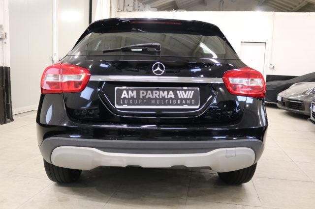 MERCEDES-BENZ GLA 180 usata, con Chiusura centralizzata