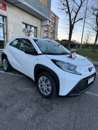 TOYOTA Aygo X usata, con Autoradio