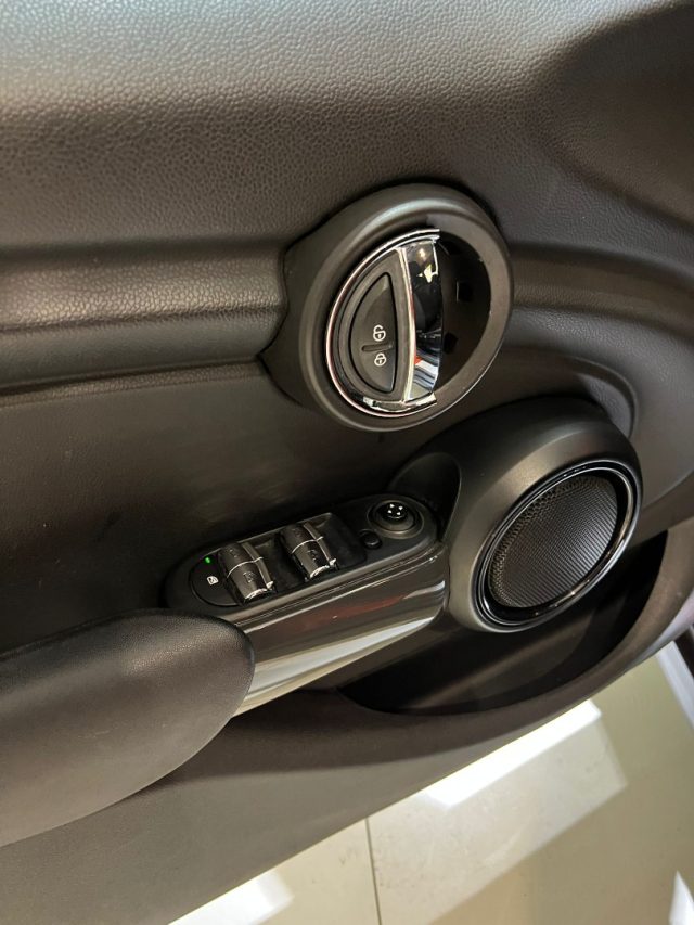 MINI Cooper D usata, con Boardcomputer