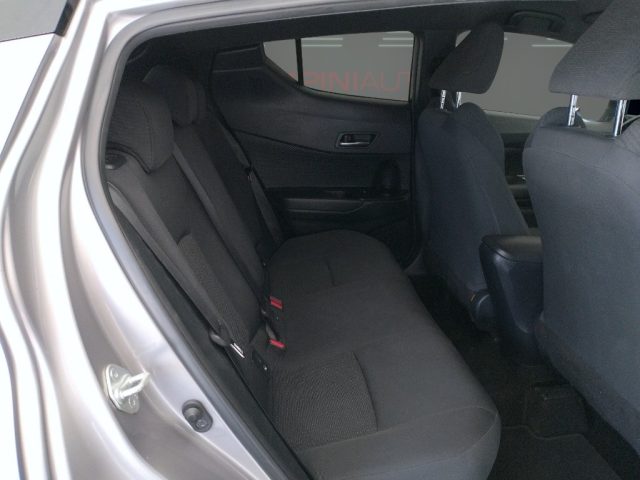 TOYOTA C-HR usata 14