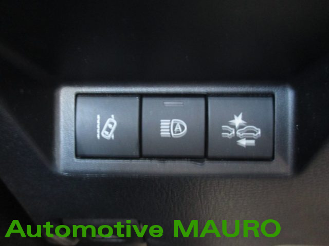 TOYOTA Yaris usata, con Controllo elettronico della corsia