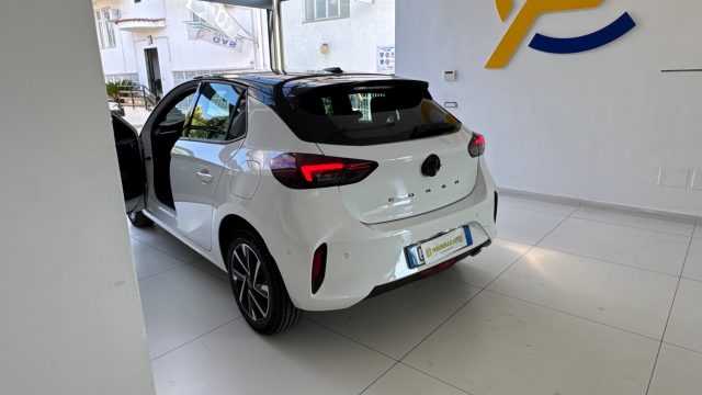 OPEL Corsa usata, con Airbag