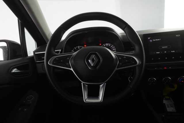 RENAULT Clio usata 11