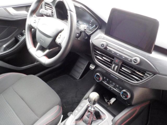FORD Focus usata, con Volante multifunzione