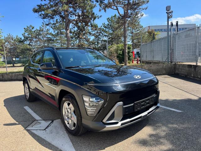 HYUNDAI Kona usata, con Airbag