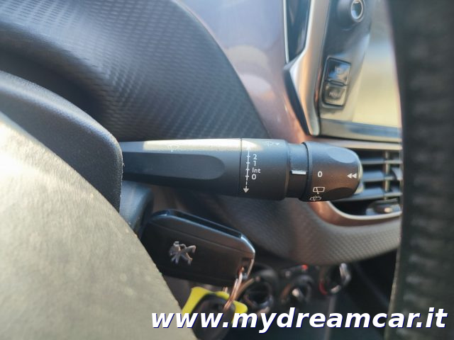 PEUGEOT 2008 usata 24