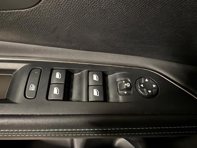 PEUGEOT 5008 usata, con Servosterzo