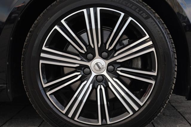 VOLVO V60 usata, con Volante multifunzione