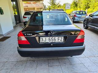 MERCEDES-BENZ C 180 usata, con Fendinebbia