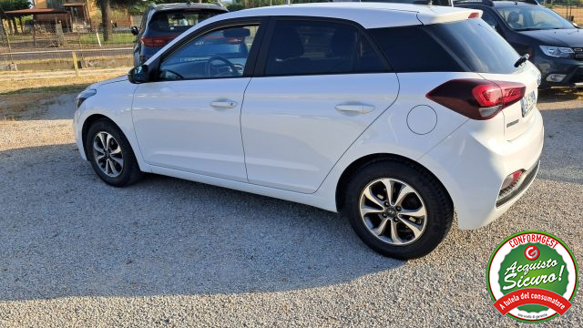 HYUNDAI i20 usata, con Controllo trazione