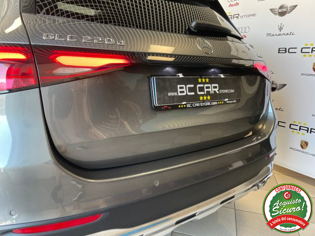 MERCEDES-BENZ GLC 220 usata, con Fari LED