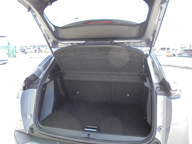 PEUGEOT 2008 usata 27