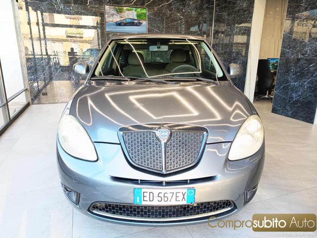 LANCIA Ypsilon usata, con ABS