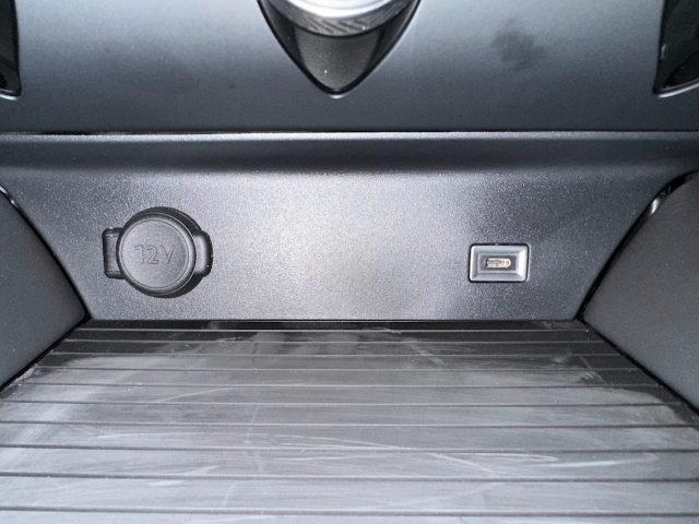 CITROEN C5 X usata, con Autoradio digitale