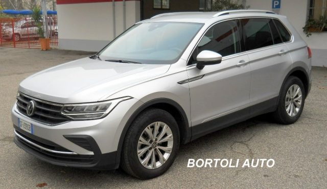 VOLKSWAGEN Tiguan usata, con ABS