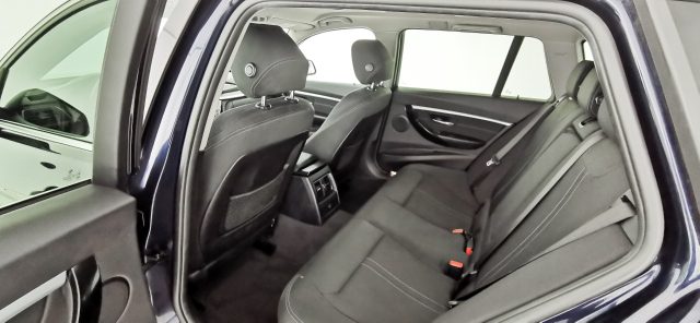 BMW 318 usata, con Bluetooth