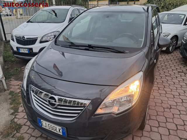 OPEL Meriva usata, con Autoradio