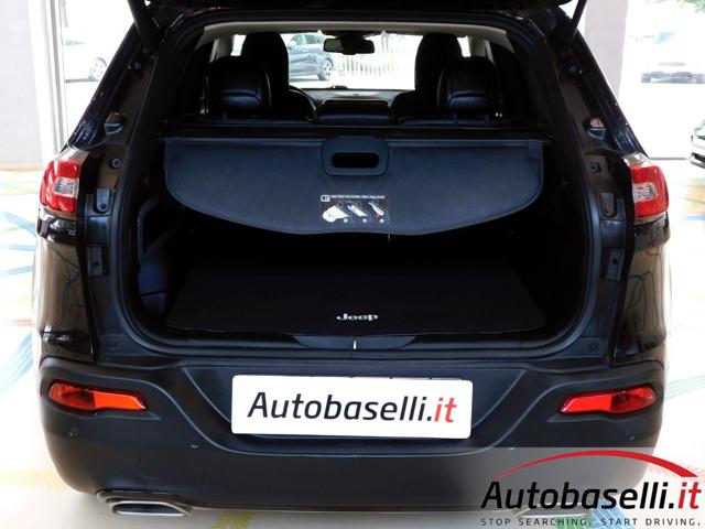 JEEP Cherokee usata, con USB