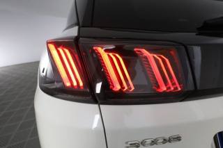 PEUGEOT 3008 usata 9