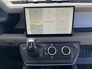 LAND ROVER Defender usata, con Servosterzo