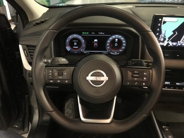 NISSAN Qashqai usata, con Touch screen