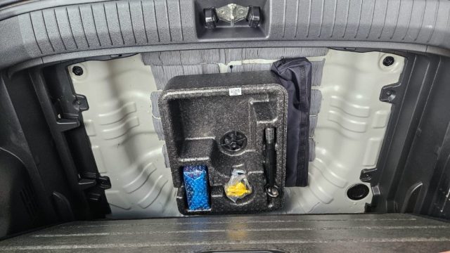 HYUNDAI Kona usata, con Bracciolo