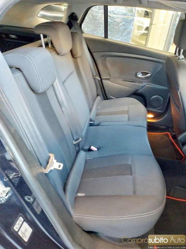 RENAULT Megane usata, con Sedile posteriore sdoppiato