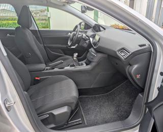 PEUGEOT 308 usata, con Boardcomputer