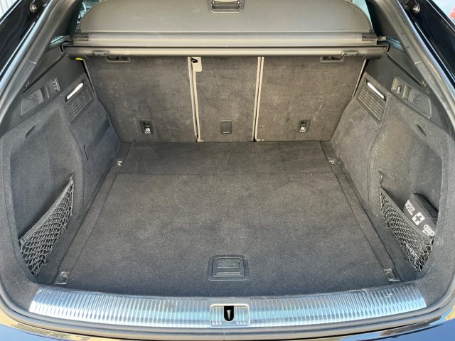AUDI SQ5 usata, con Autoradio
