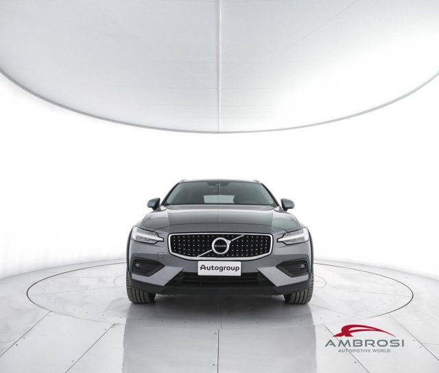 VOLVO V60 Cross Country usata 4