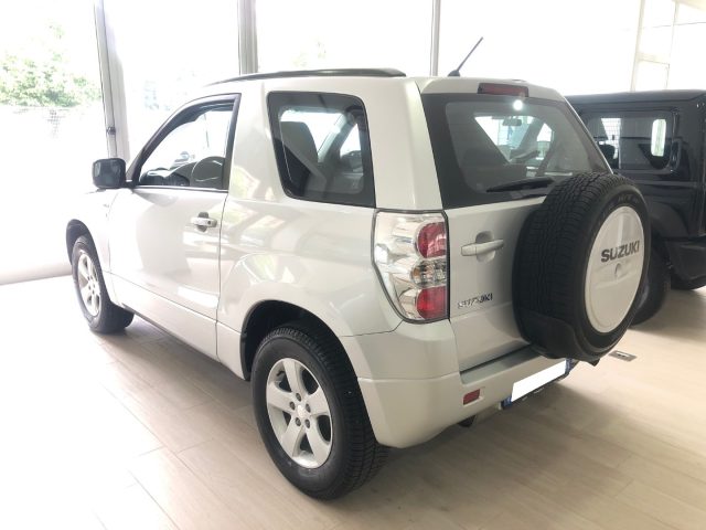 SUZUKI Grand Vitara usata, con Autoradio