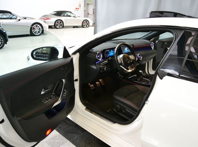 MERCEDES-BENZ CLA 200 usata, con Airbag
