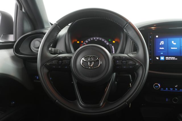 TOYOTA Aygo X usata 4