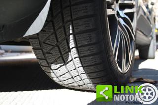 PORSCHE Macan usata, con Park Distance Control