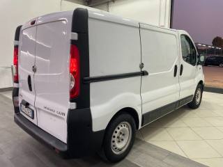 OPEL Vivaro usata, con Lettore CD