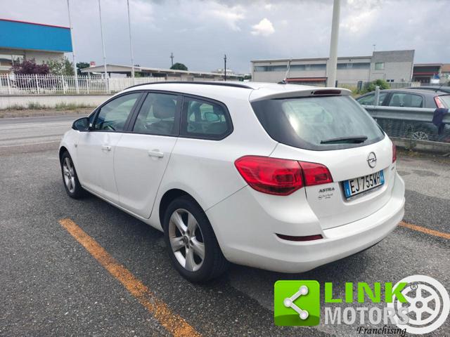 OPEL Astra usata, con Boardcomputer